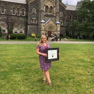 Meet your Posher, Caitlin